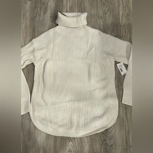 Brand new Bootlegger Women's Cream Turtleneck Sweater